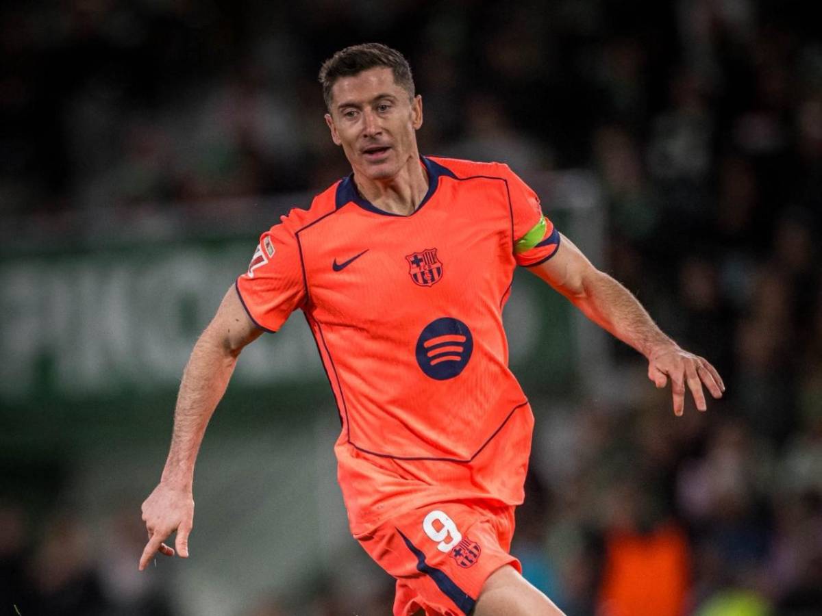 Lewandowski recibe propuesta de gigante para sacarlo del Barcelona: Toma decisión