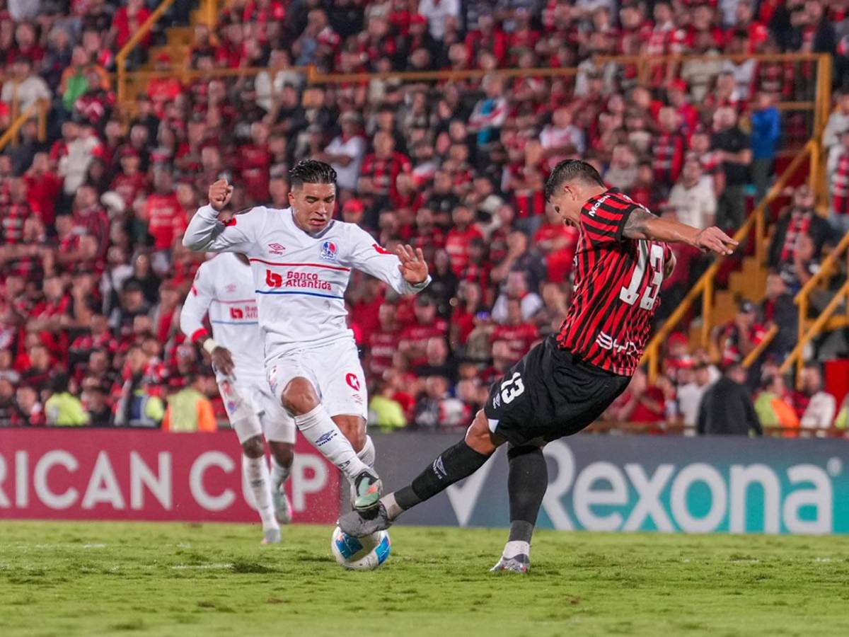 Alajuelense recibiría fuerte castigo de Concacaf por ataque a bus de Olimpia: tenía advertencia