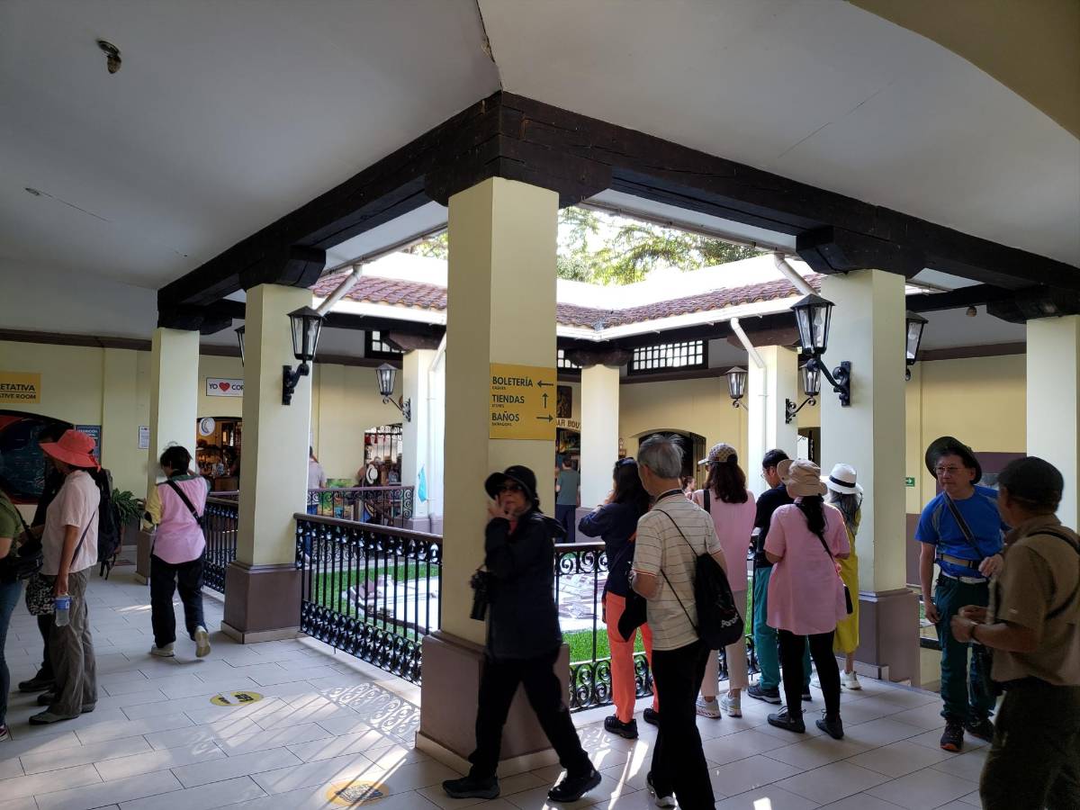 Más turistas extranjeros visitan sitios arqueológicos de Honduras