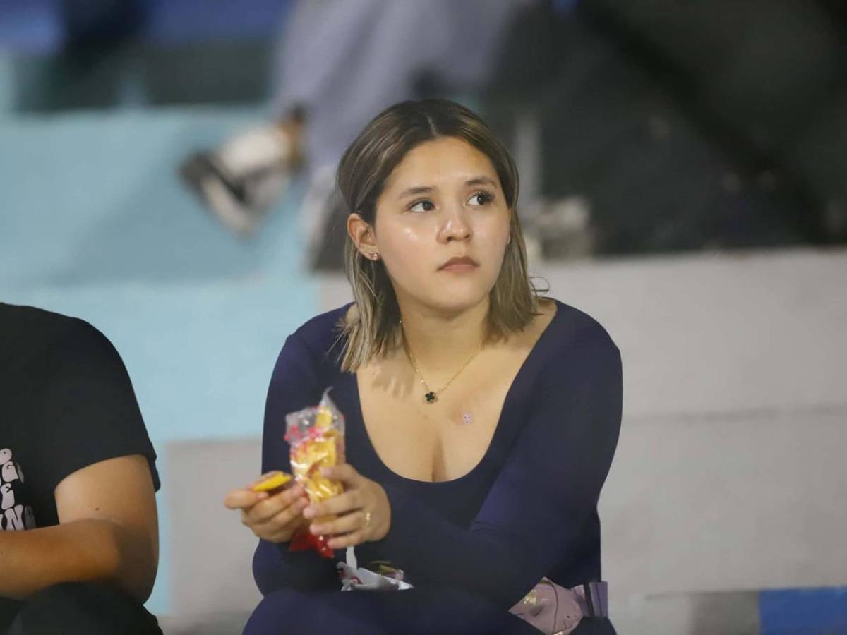 El error que dejó pasar el árbitro, fichaje del Real España, el que dijo adiós y bellas chicas