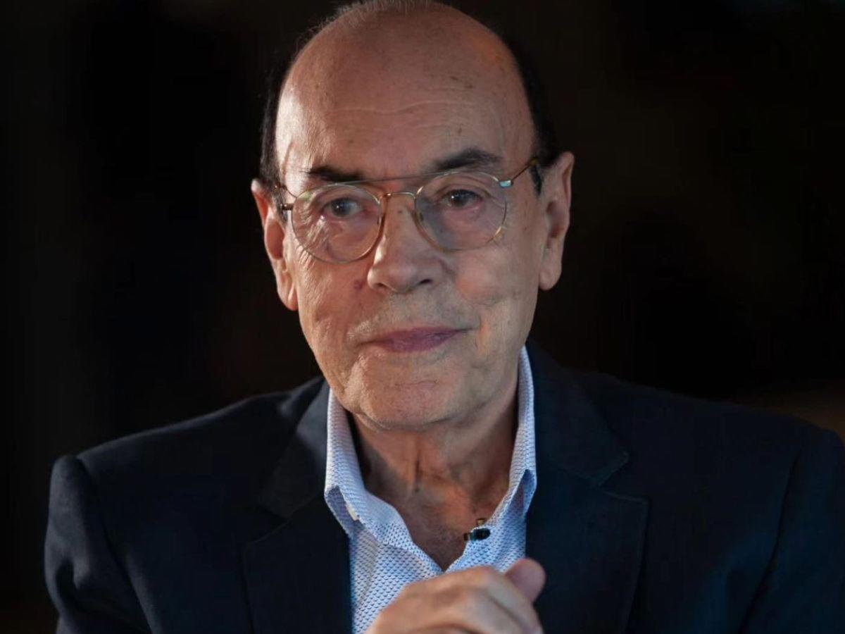 “No resistió: Nasralla se quiebra al hablar de la muerte de Julio César Núñez