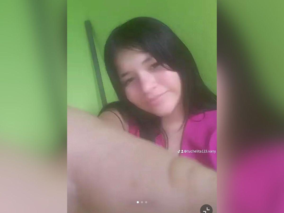 Así se mostraba en redes sociales Danely Muñoz, la quinceañera asesinada en Santa Bárbara