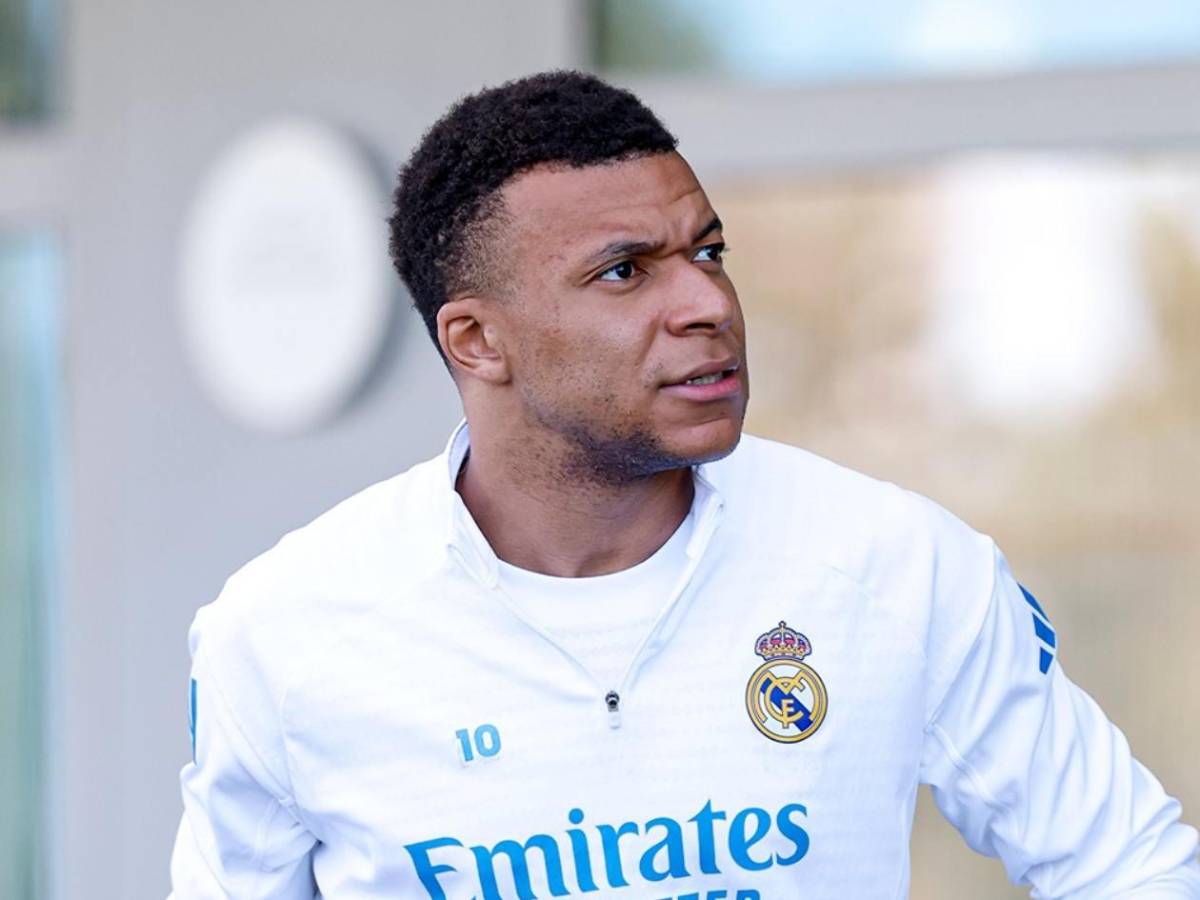 Real Madrid elige a Vinicius y Mbappé no lo puede creer