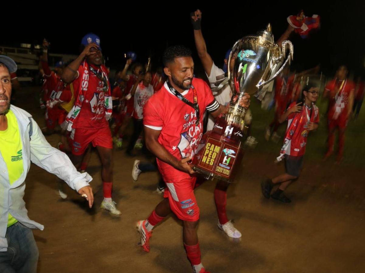 ¡Fiesta total! Así celebró Estrella Roja su histórico ascenso a la Liga Nacional​​​​​