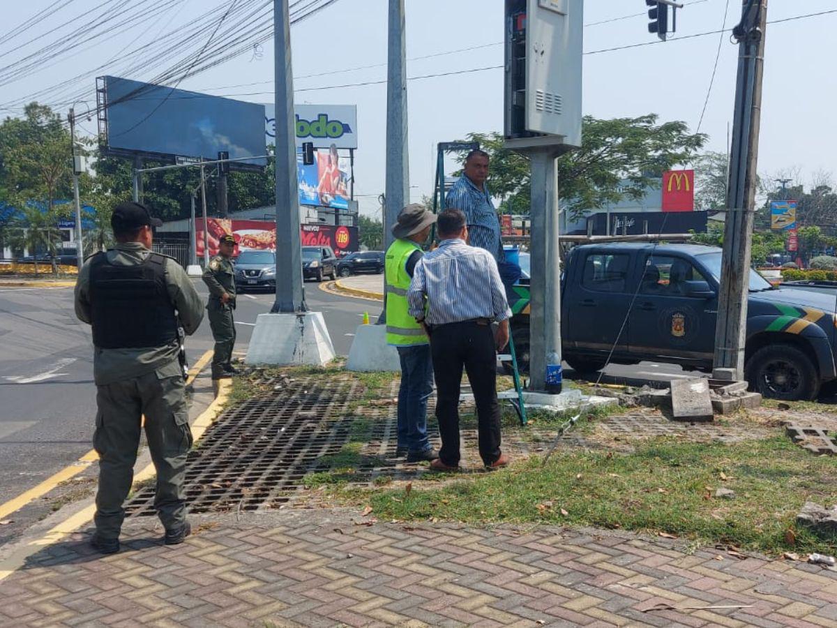 Caos en San Pedro Sula por semáforos desprogramados