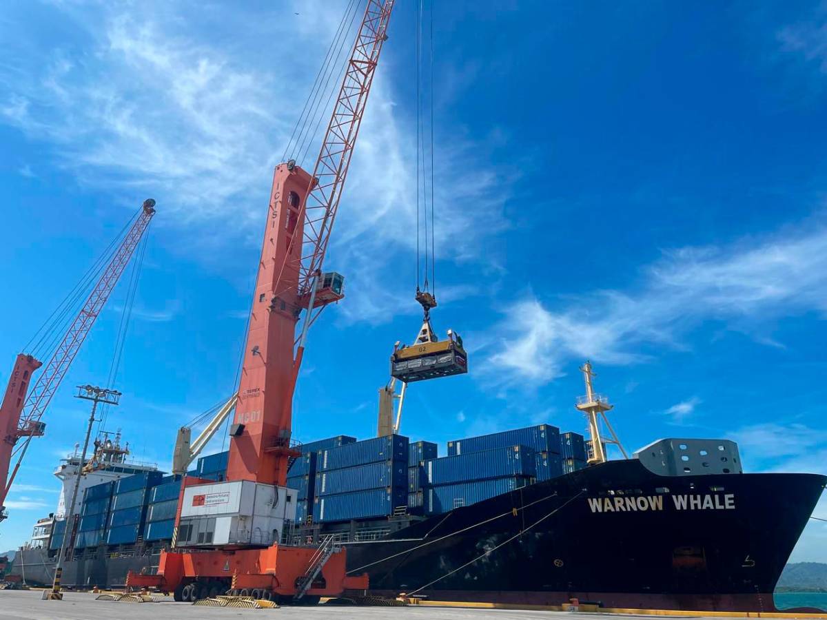 La recaudación aduanera supera los L28,600 millones