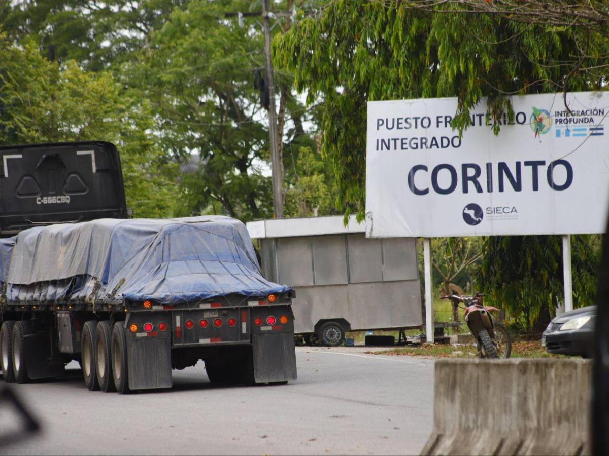 El hombre de la moto: el momento que cambió toda la operación en Corinto