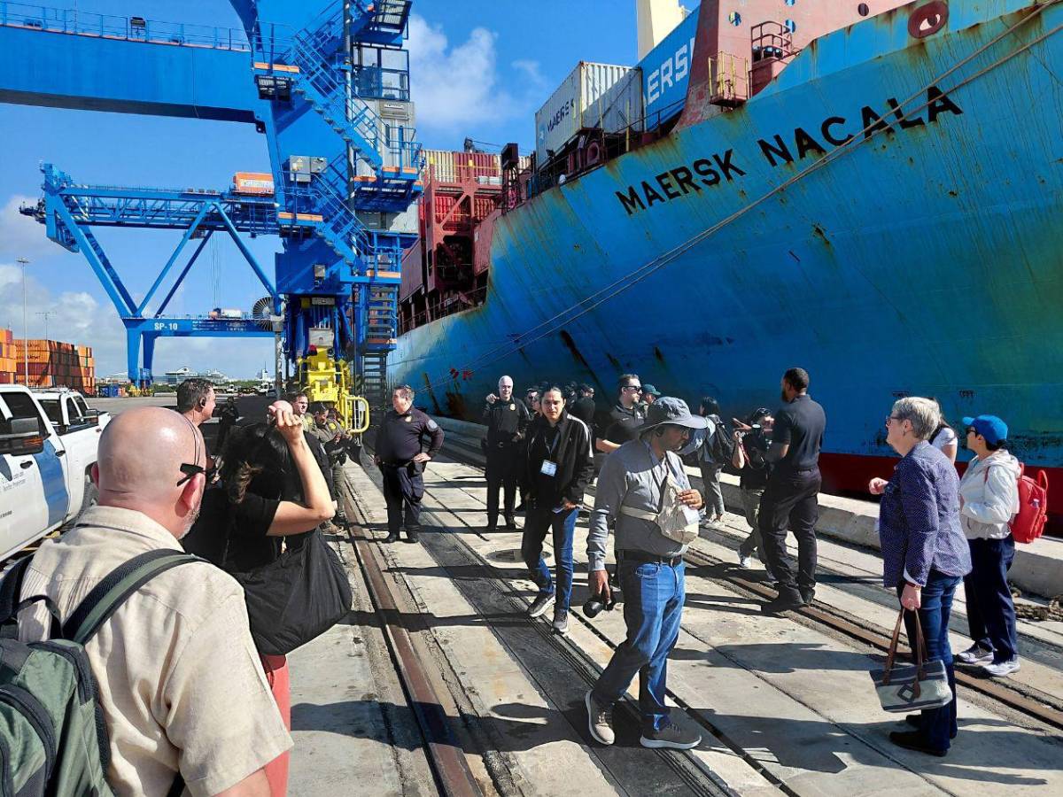 Periodistas estrechan lazos en cobertura de programa de inmigración