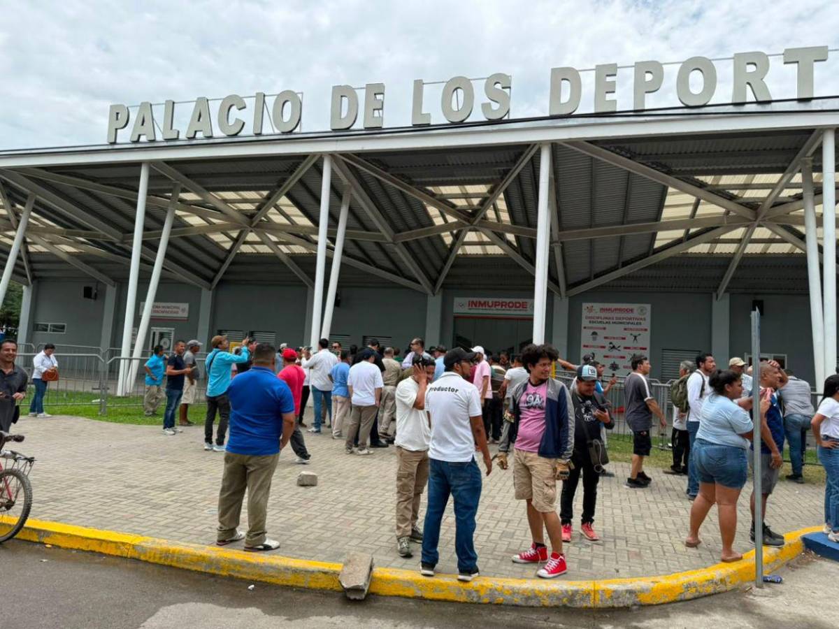 Retan a Alexander López a mostrar punto de acta donde se autoriza aumento a tasa vial