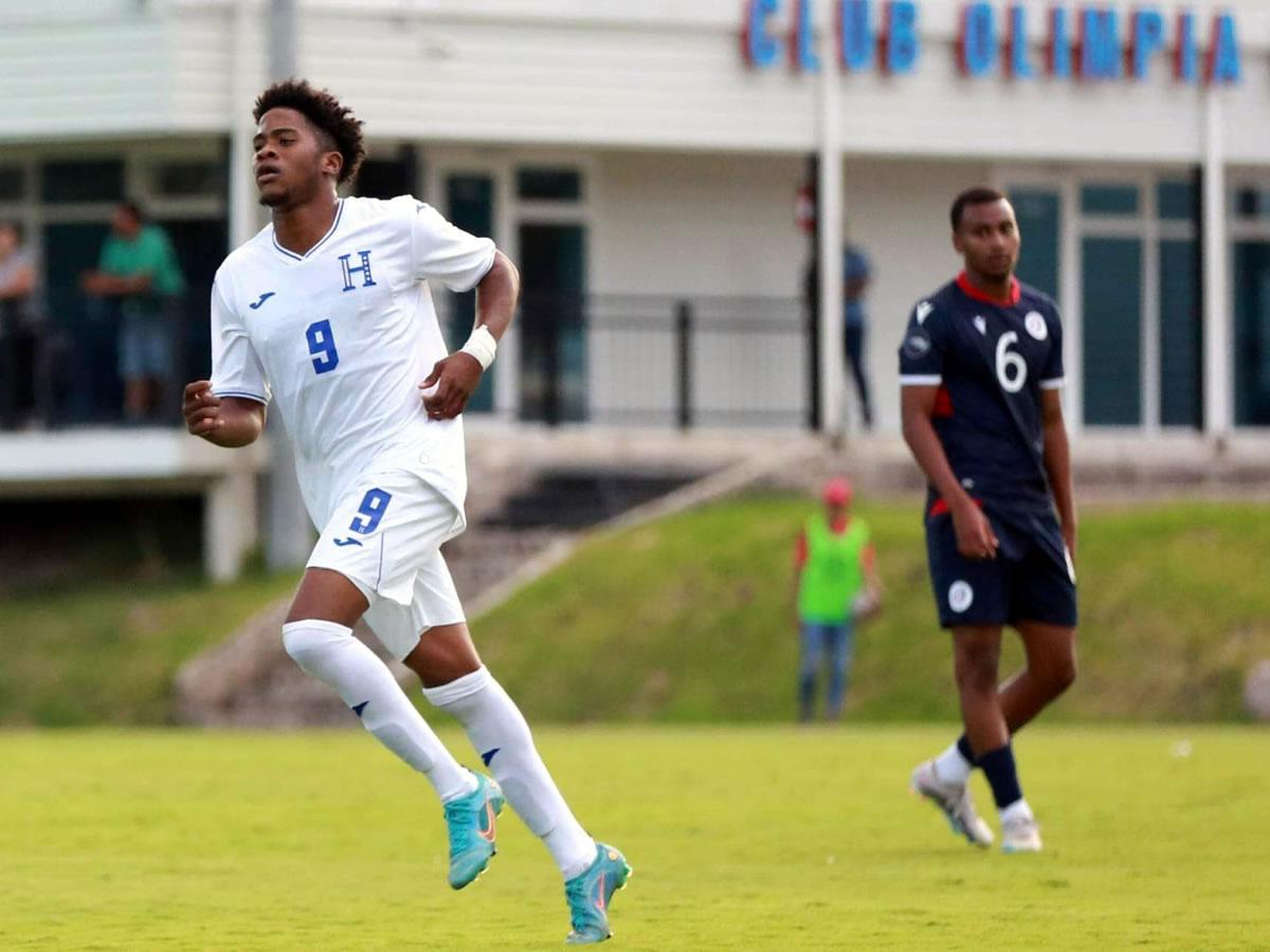 Exon Arzú firmó un doblete para la goleada de la selección juvenil catracha.