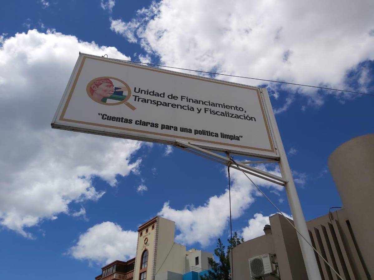 Publican lista de postulantes a Unidad de Política Limpia