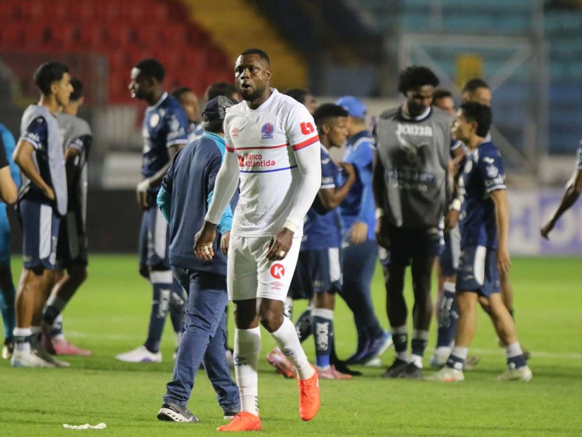 Enfado de Olimpia, dardo de Menjívar a barra de Motagua y festejo de Rodrigo de Olivera