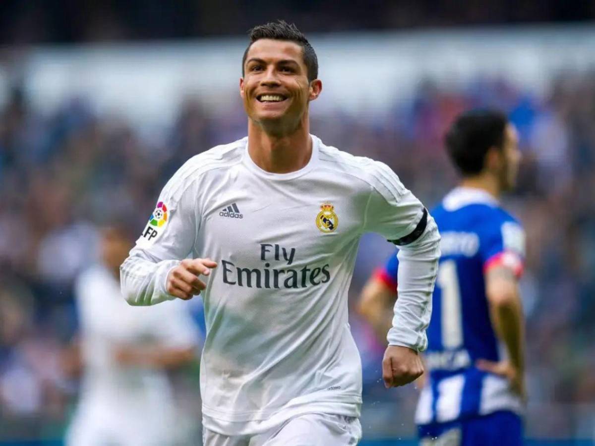 Cristiano evalúa dejar Al Nassr tras la polémica con Benzema; estos clubes podrían ficharlo