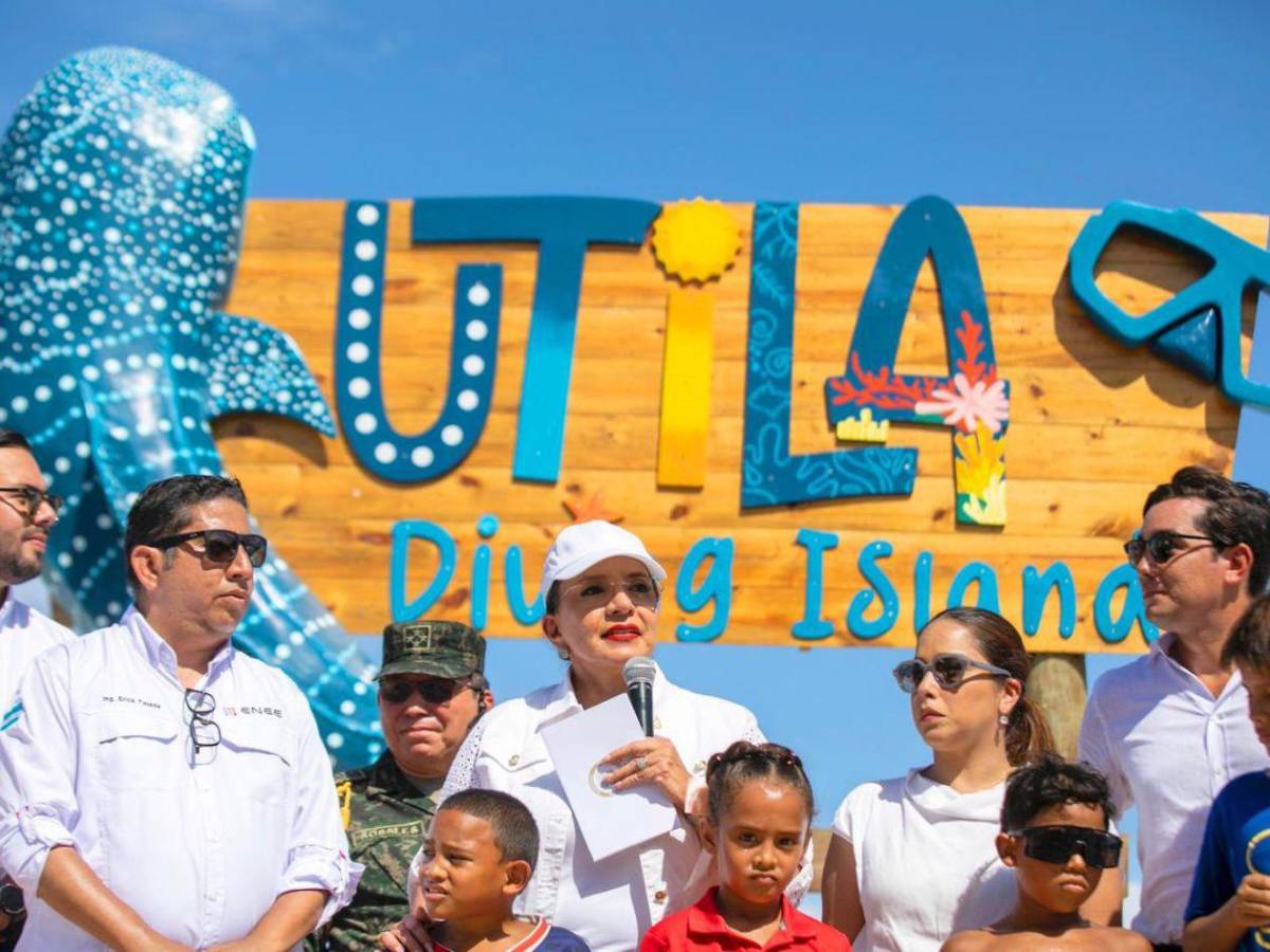 Gobierno inaugura rompeolas para proteger Utila y abrir puertas al turismo