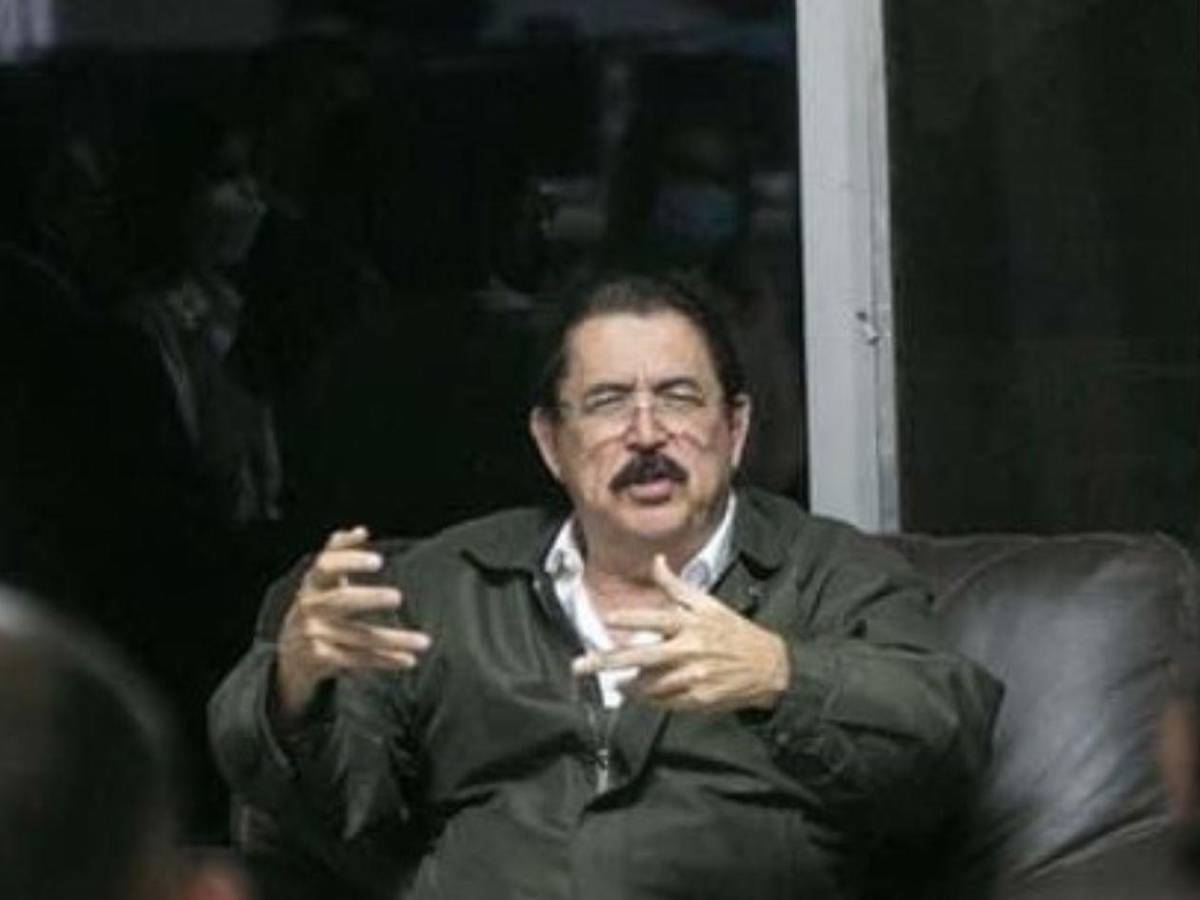 Mel Zelaya es operado de emergencia por acumulación de líquido alrededor del corazón