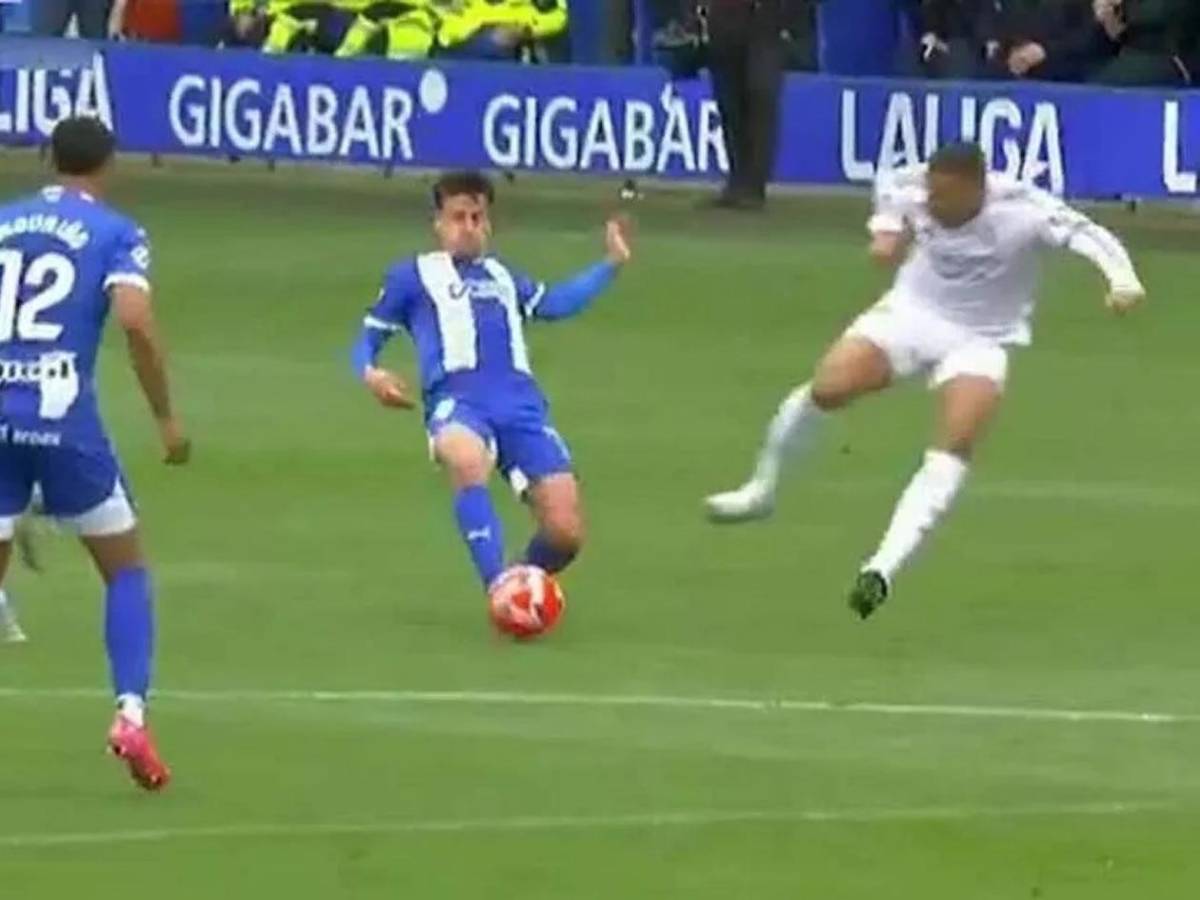 Desvelan lo que hizo Mbappé tras su expulsión: ¿Se perderá la final de Copa del Rey?