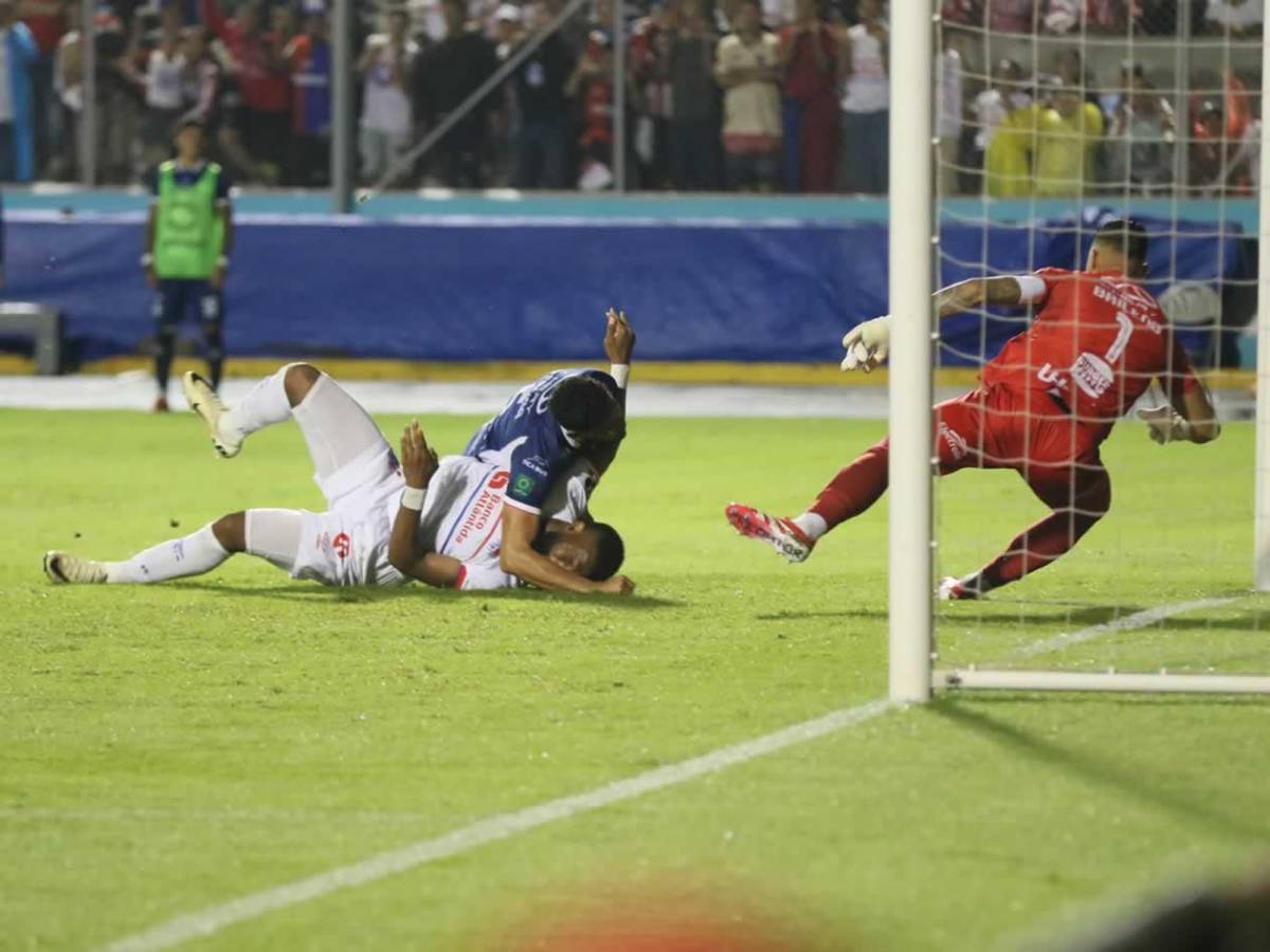 Olimpia de fiesta, doble premio en Concacaf, burla a Motagua y bellas novias de jugadores