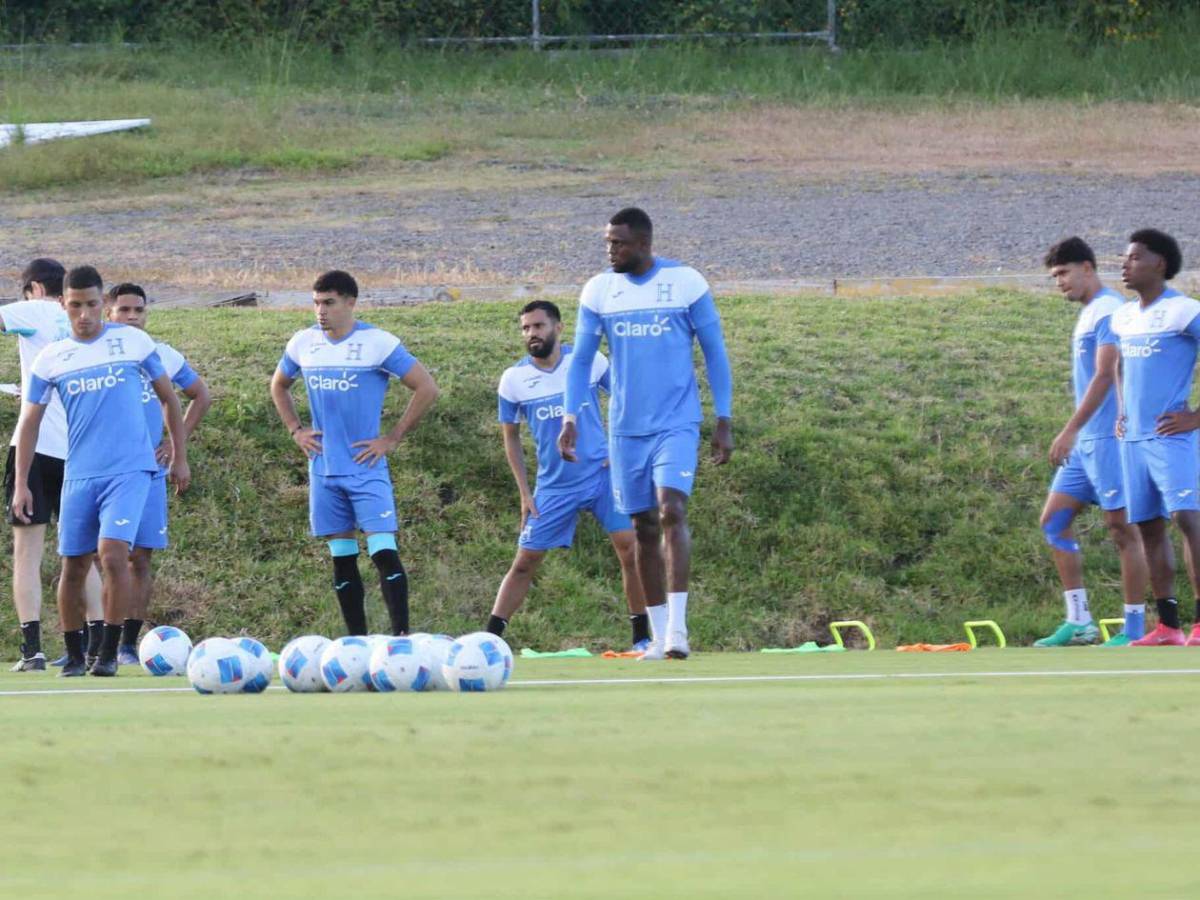 Honduras sigue afinando detalles: Menjivar feliz y jugador llegó de sorpresa