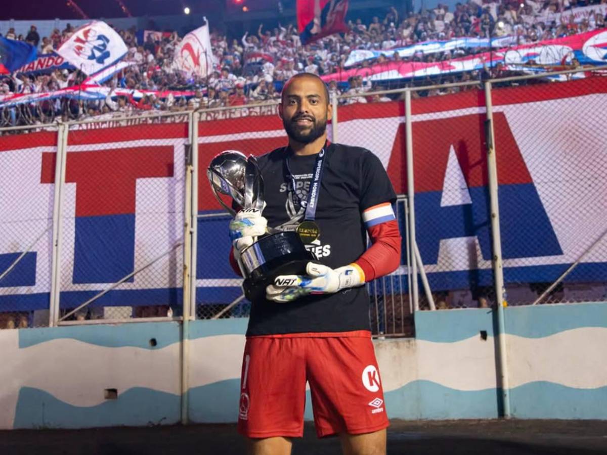 Mercado: Edrick Menjívar podría dejar al Olimpia y jugar para otro gigante