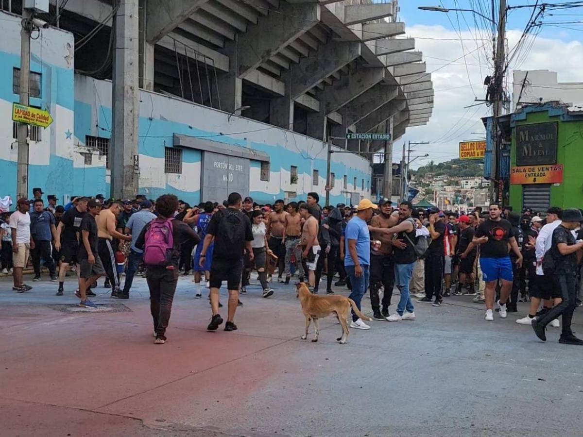 El ambiente que se vivió en la previa del Olimpia-Motagua del Apertura 2025