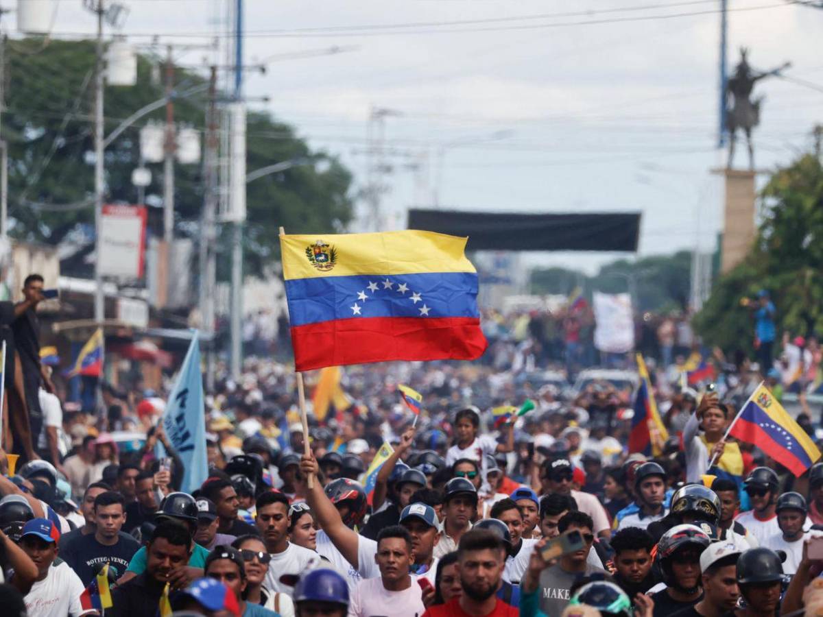 Trabajadores venezolanos piden a USA mediar por mejores salarios y convocatoria electoral