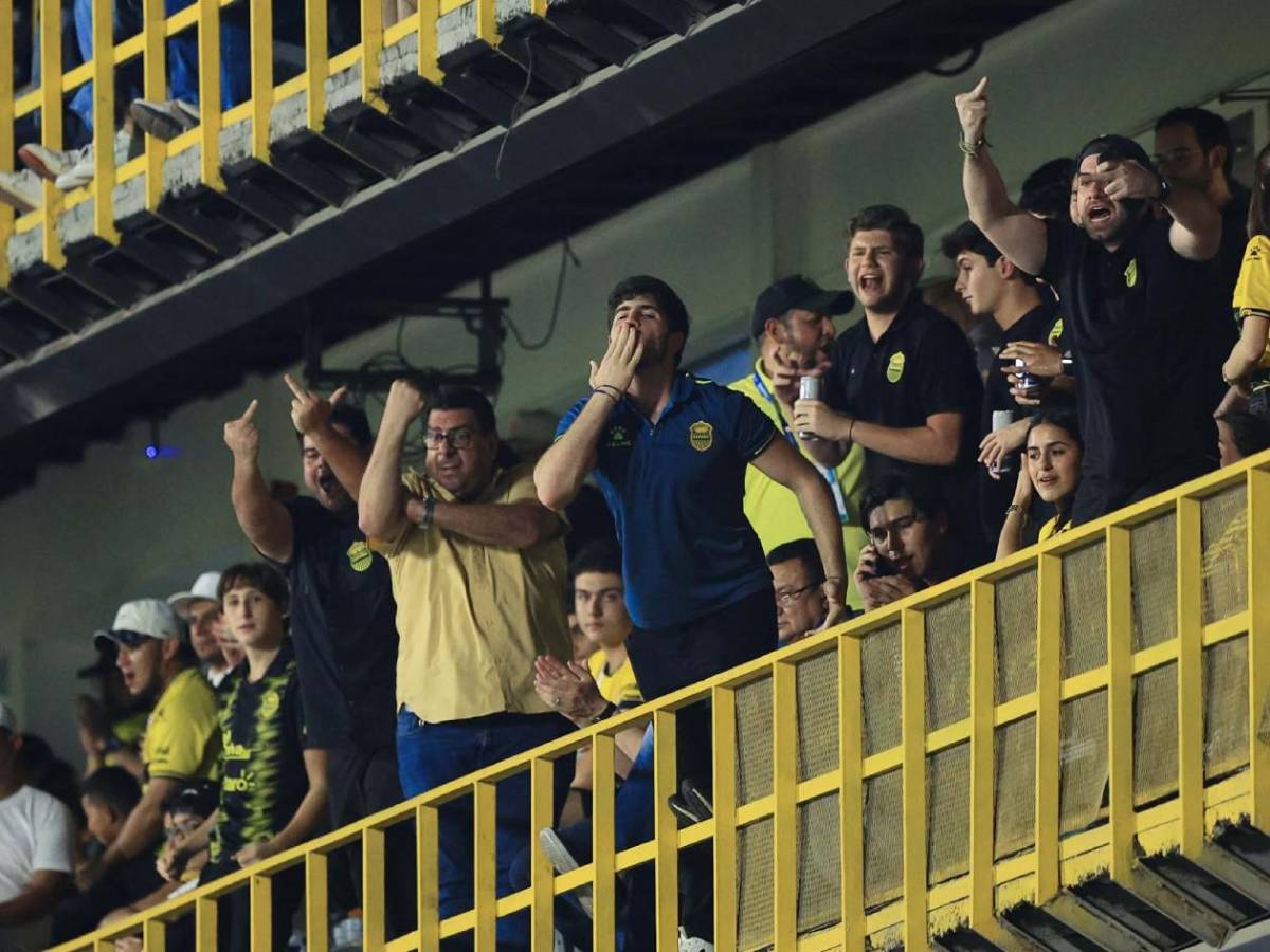 Real España celebra, Olimpia sufre y discusión de compañeros, culpable y desmayo