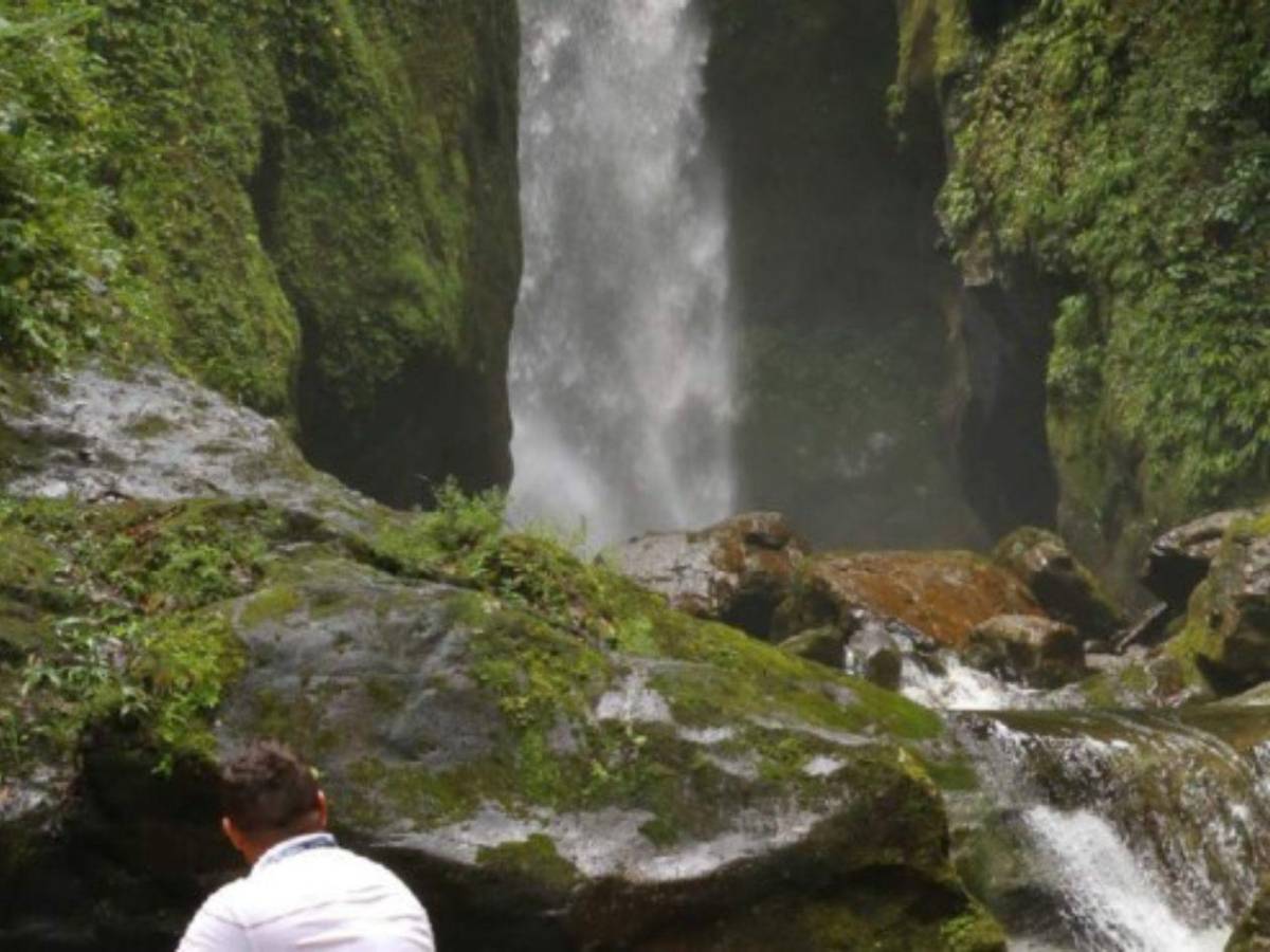 Playas, montañas y pueblos mágicos que encantan en Honduras