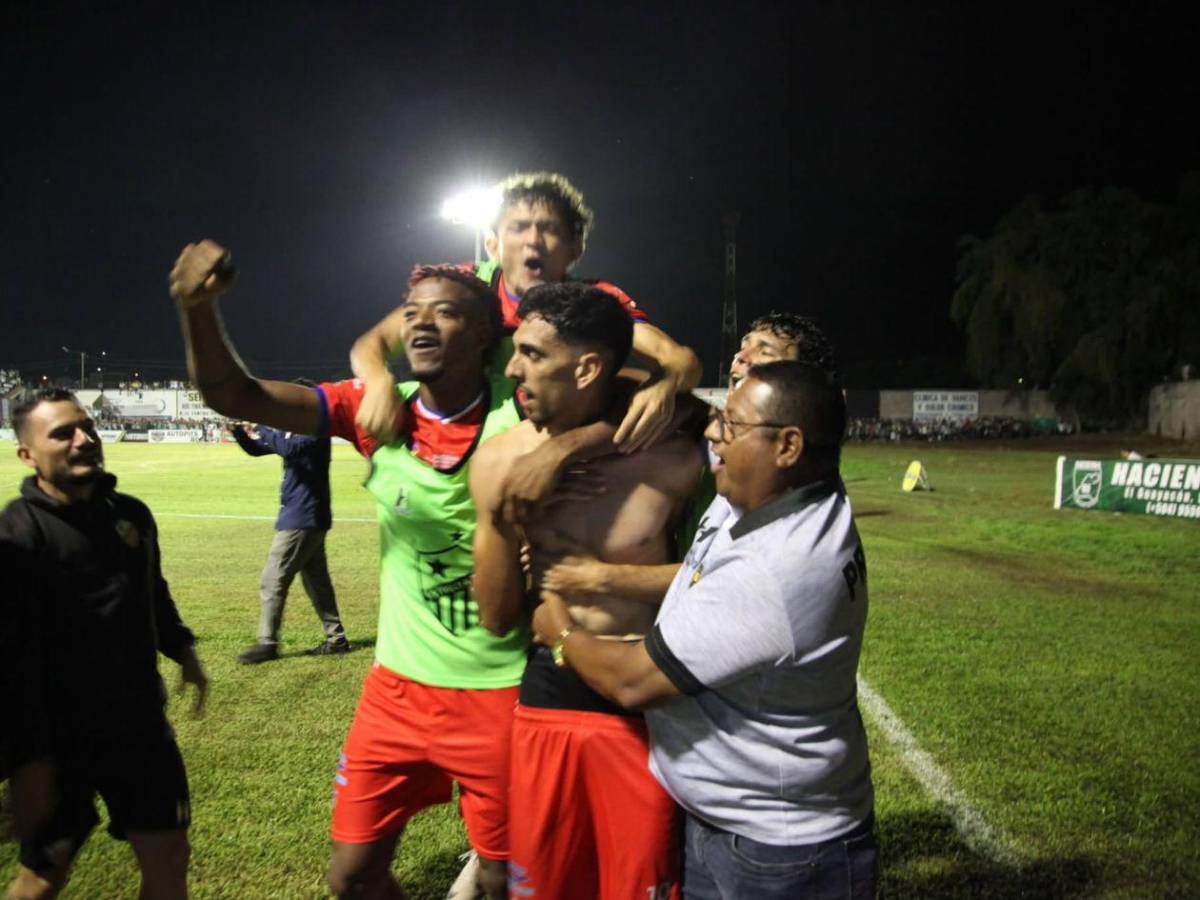 ¡Fiesta total! Así celebró Estrella Roja su histórico ascenso a la Liga Nacional​​​​​