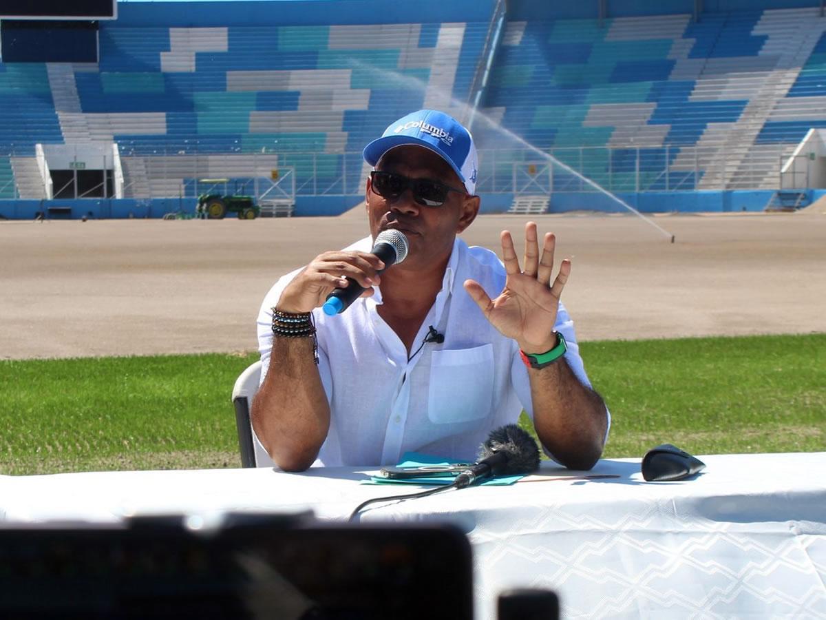 Mario Moncada responde a críticas por construcción de proyecto