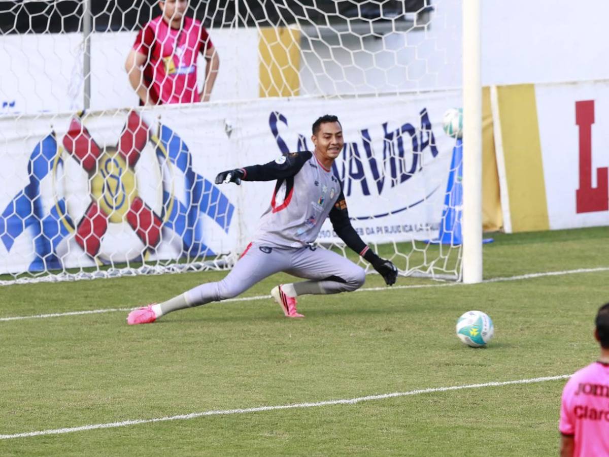 Susto en el Real España, debut de Mauro Reyes y la chica sensación del Choloma