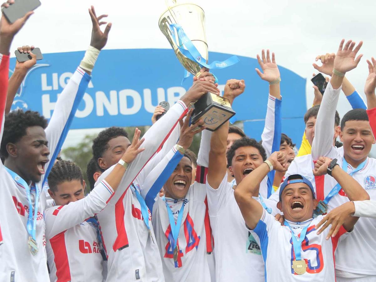 Olimpia remonta a Motagua con épica goleada y es campeón del Torneo de Reservas