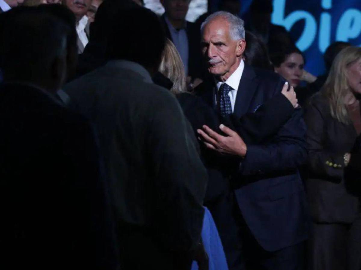 ¿De qué habló Nasry Asfura con Daniel Ortega tras ser declarado presidente electo?