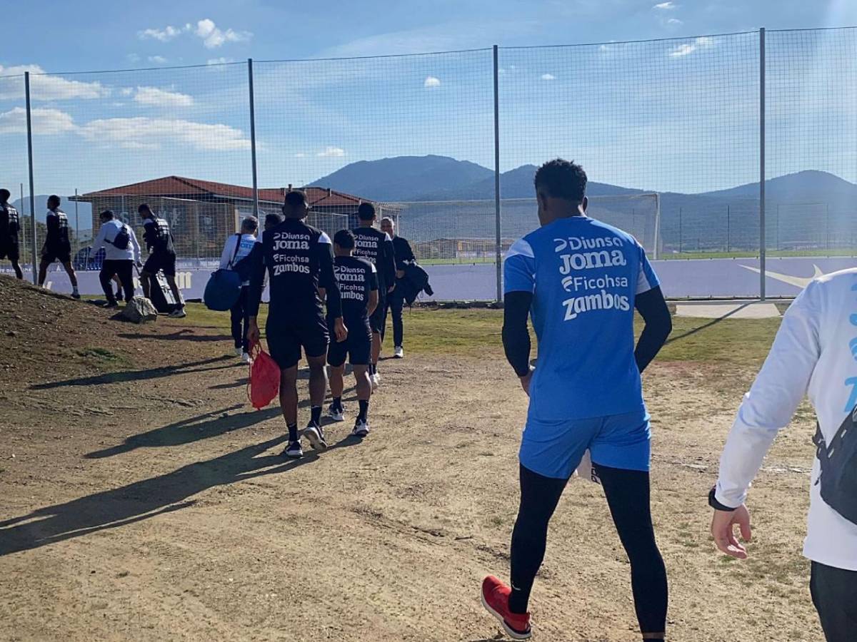 Honduras inicia nueva era: tres “fichajes” sorprenden en primer entrenamiento de Molina