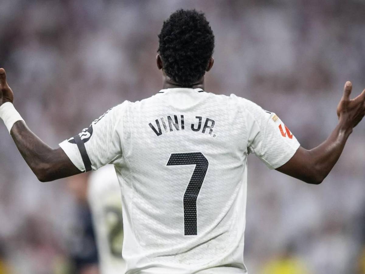 Vinicius recibe duro golpe del Real Madrid: Amenaza con irse a inédito lugar