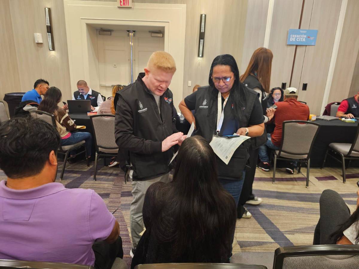 Inauguran consulado móvil de Honduras en Nueva Jersey