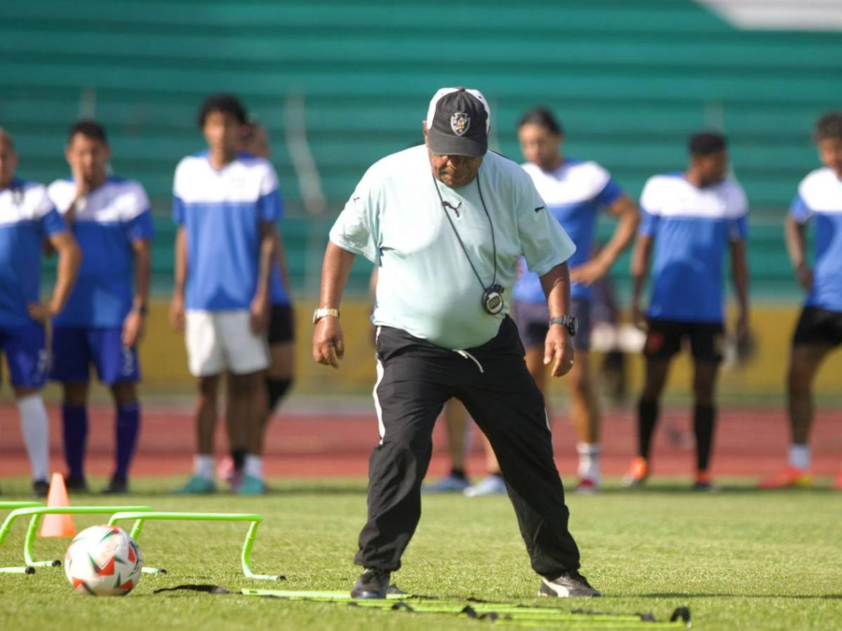 Varios cambios y nuevo DT: el 11 titular de los tiktokers de Honduras vs El Salvador