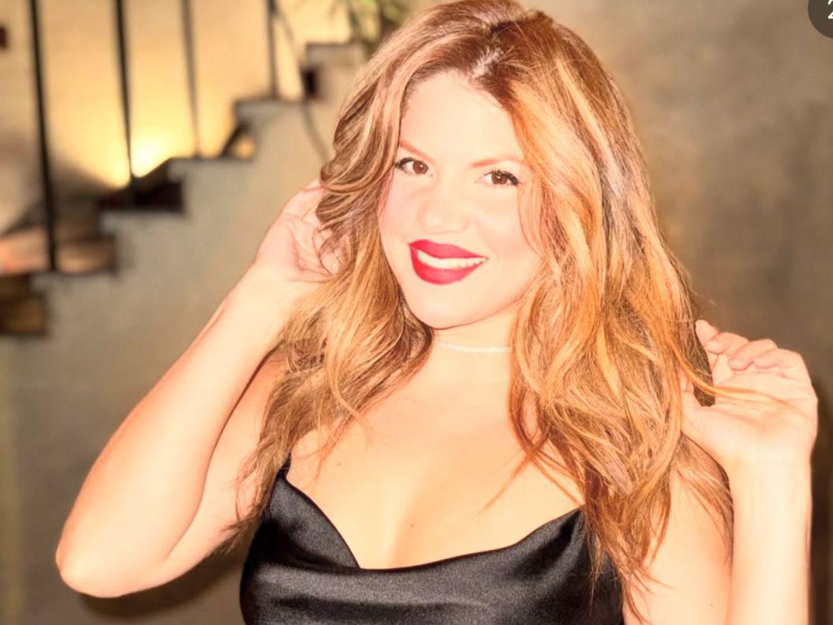 Doble de Shakira llora en pleno concierto por no permitirle que la imitara