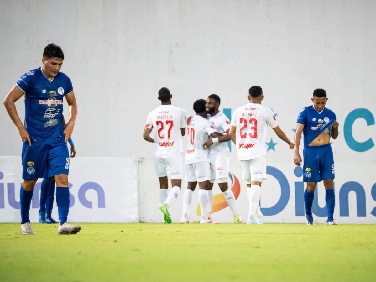Olimpia celebra en el Morazán, polémica, tristeza del Victoria y reacción de Beckeles