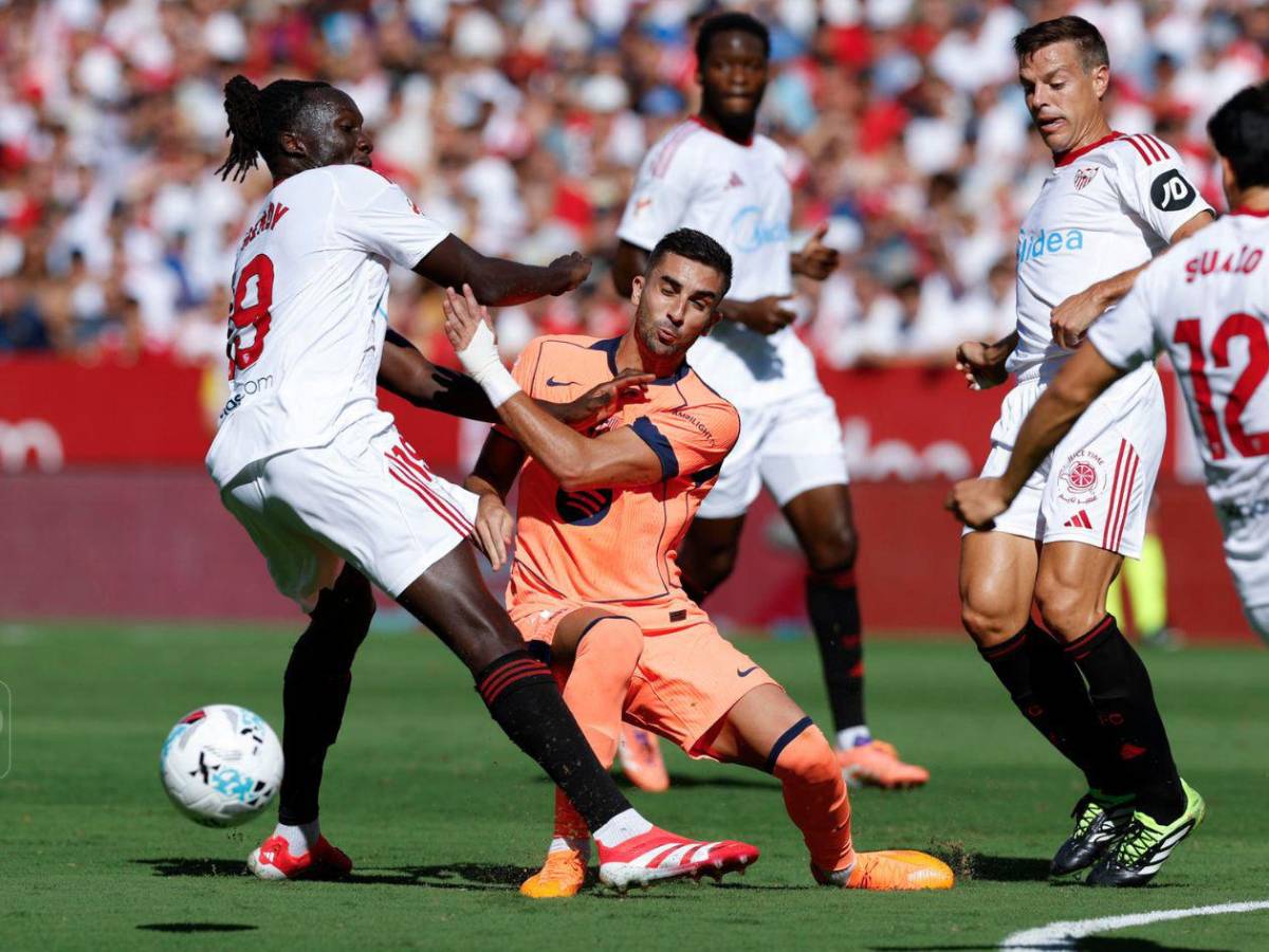 El Barcelona vivió pesadilla, polémica, increíble fallo de Lewandowski y furia de Flick