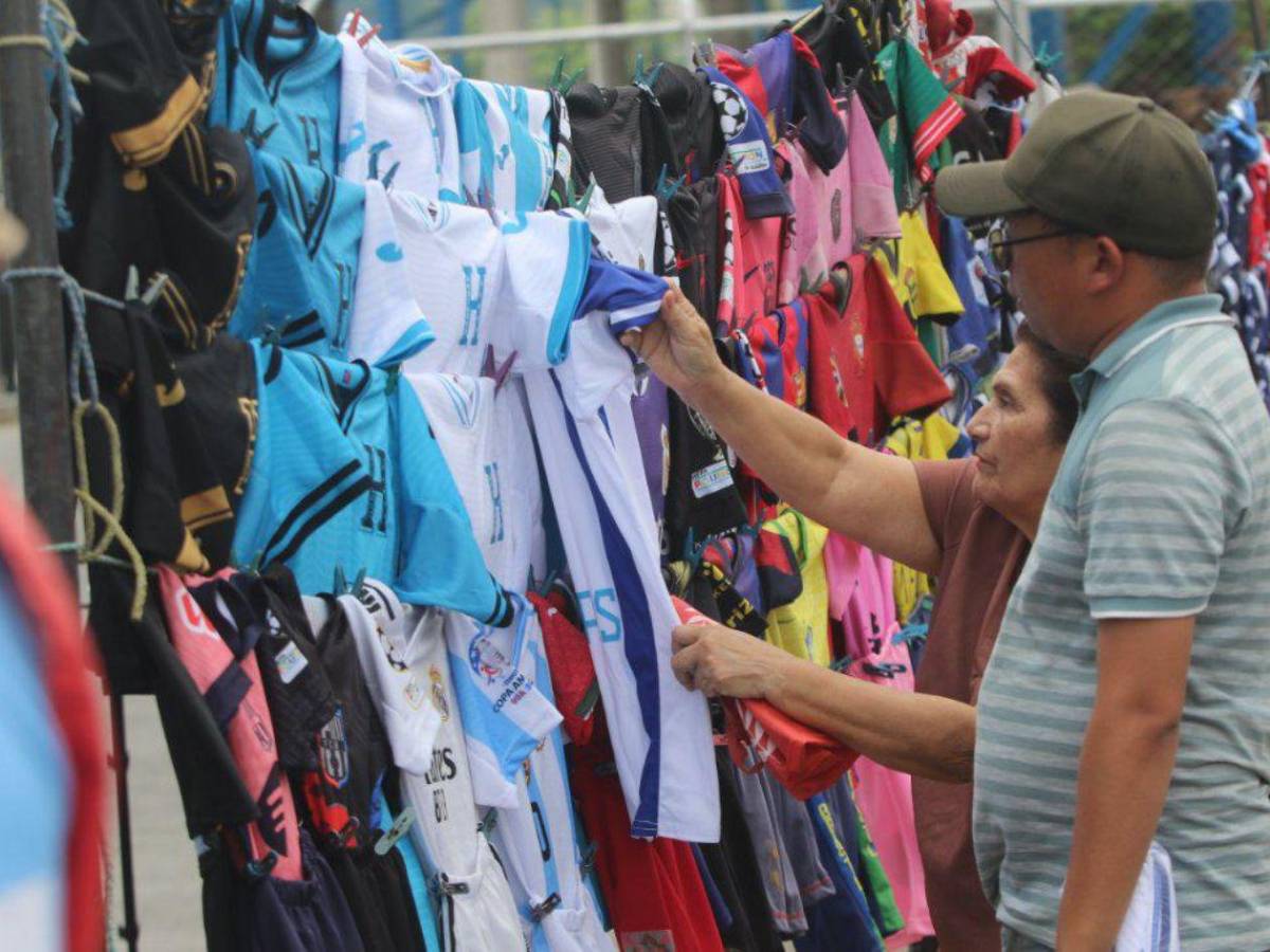 El ambiente que se vivió en la previa del Olimpia-Motagua del Apertura 2025