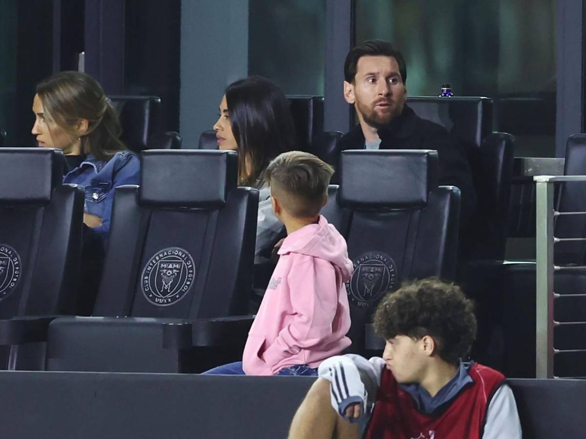 Messi, furor por nuevo look en Miami junto a Antonela: ¿por qué no jugó?