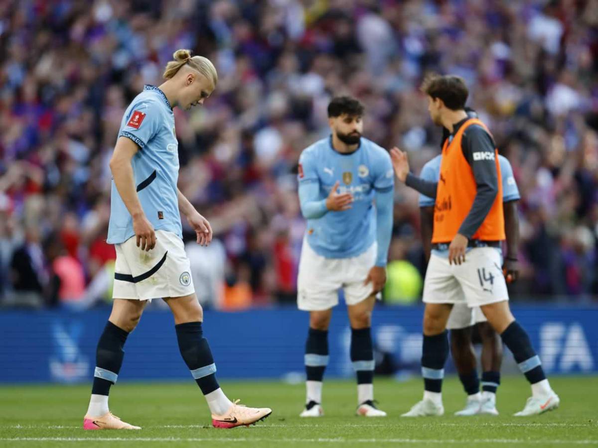 Guardiola no sabe perder: enfado por derrota en FA Cup, villano del City y error del VAR