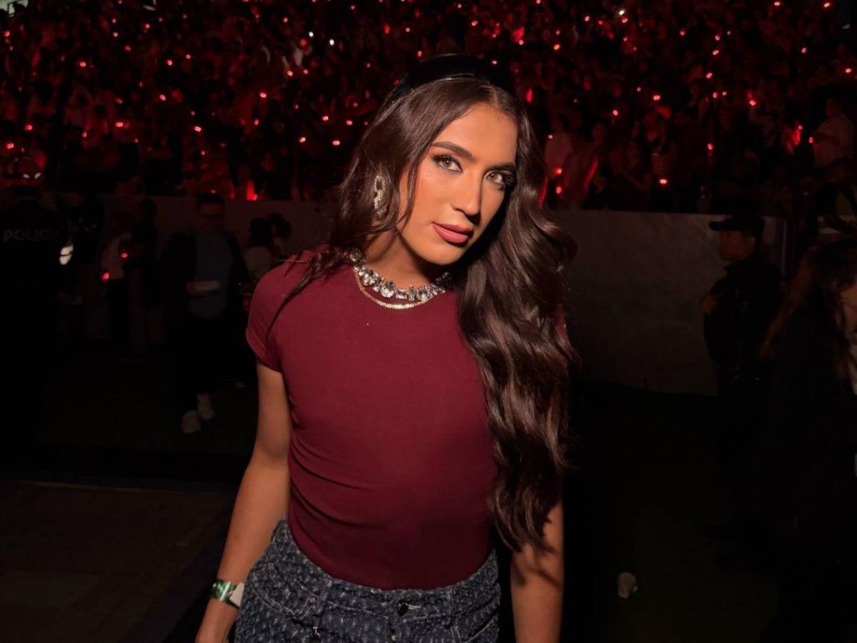 La Bicha Catracha cumple un sueño: Desfiló junto a Shakira