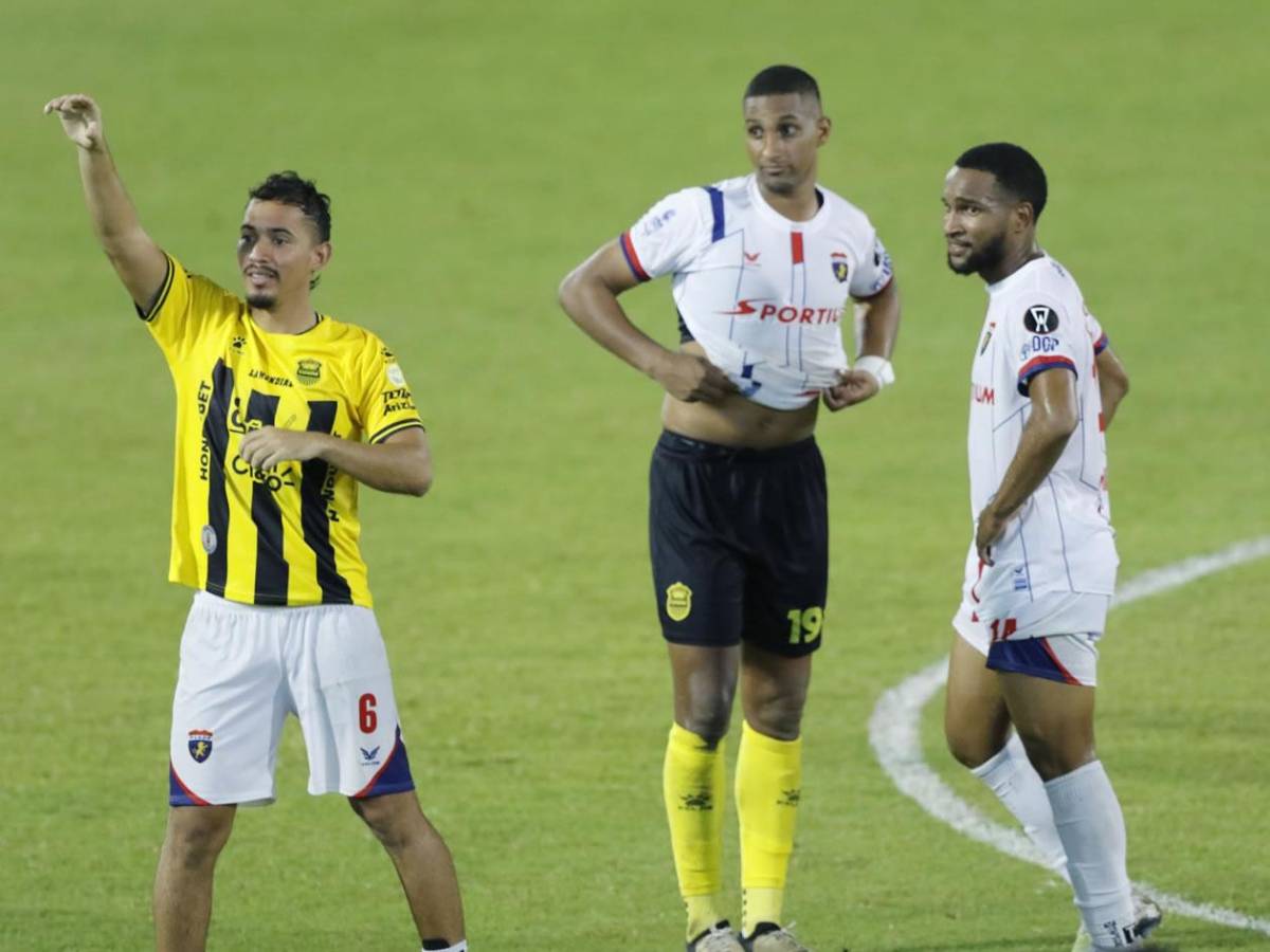 Decepción en el Real España, el villano, héroe, esposa de jugador y la chica del Plaza Amador