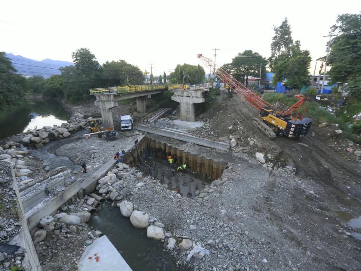 Reanudan obras: En esta fecha serán finalizados y habilitados los puentes de Las Brisas