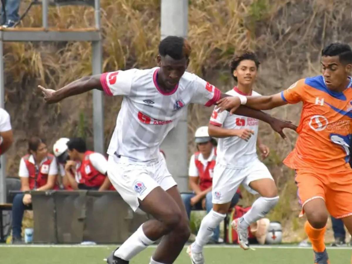 Familia de Kenny Martínez sorprende con decisión tras asesinato del exjugador del Olimpia
