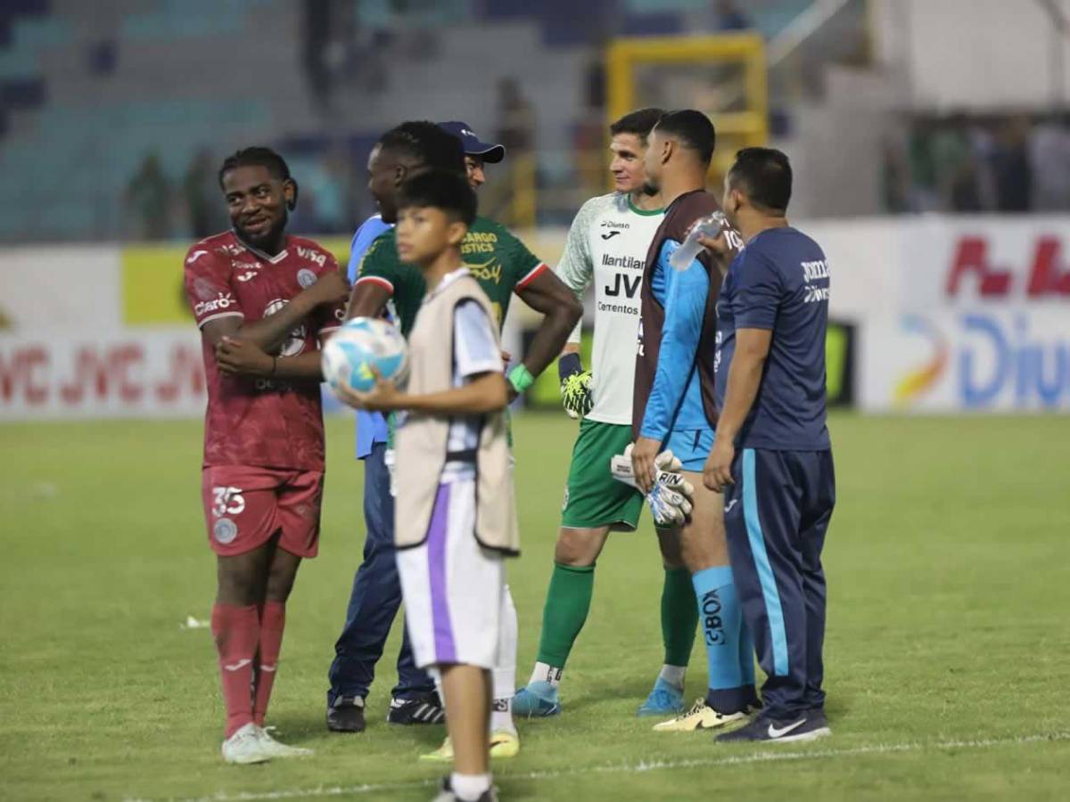 Marathón vuelve a sonreír, frustración de Motagua, enojo de Lavallén y bellas chicas