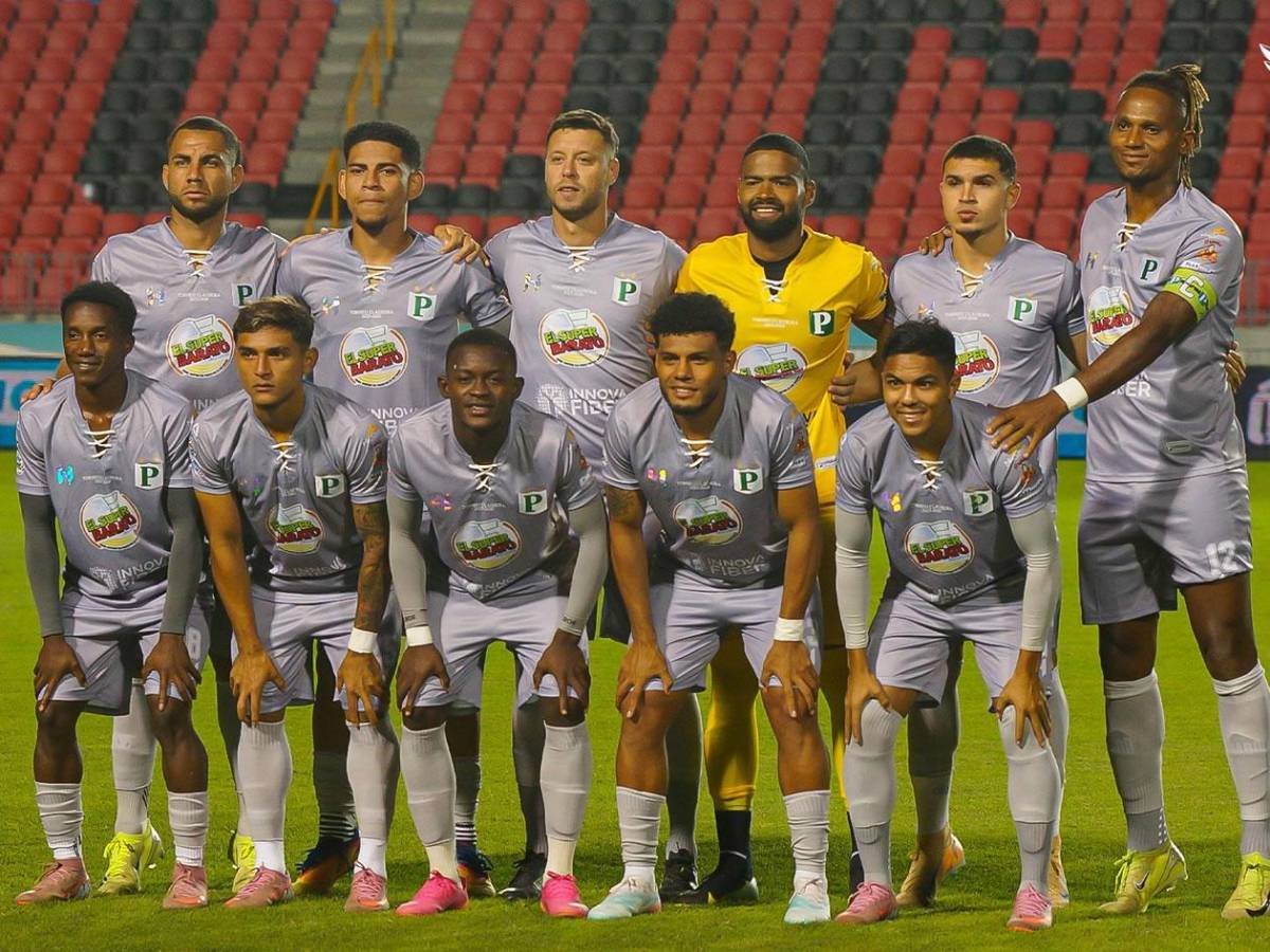 Festejos de Motagua, el jugador señalado en Platense y el descuido de bella chica