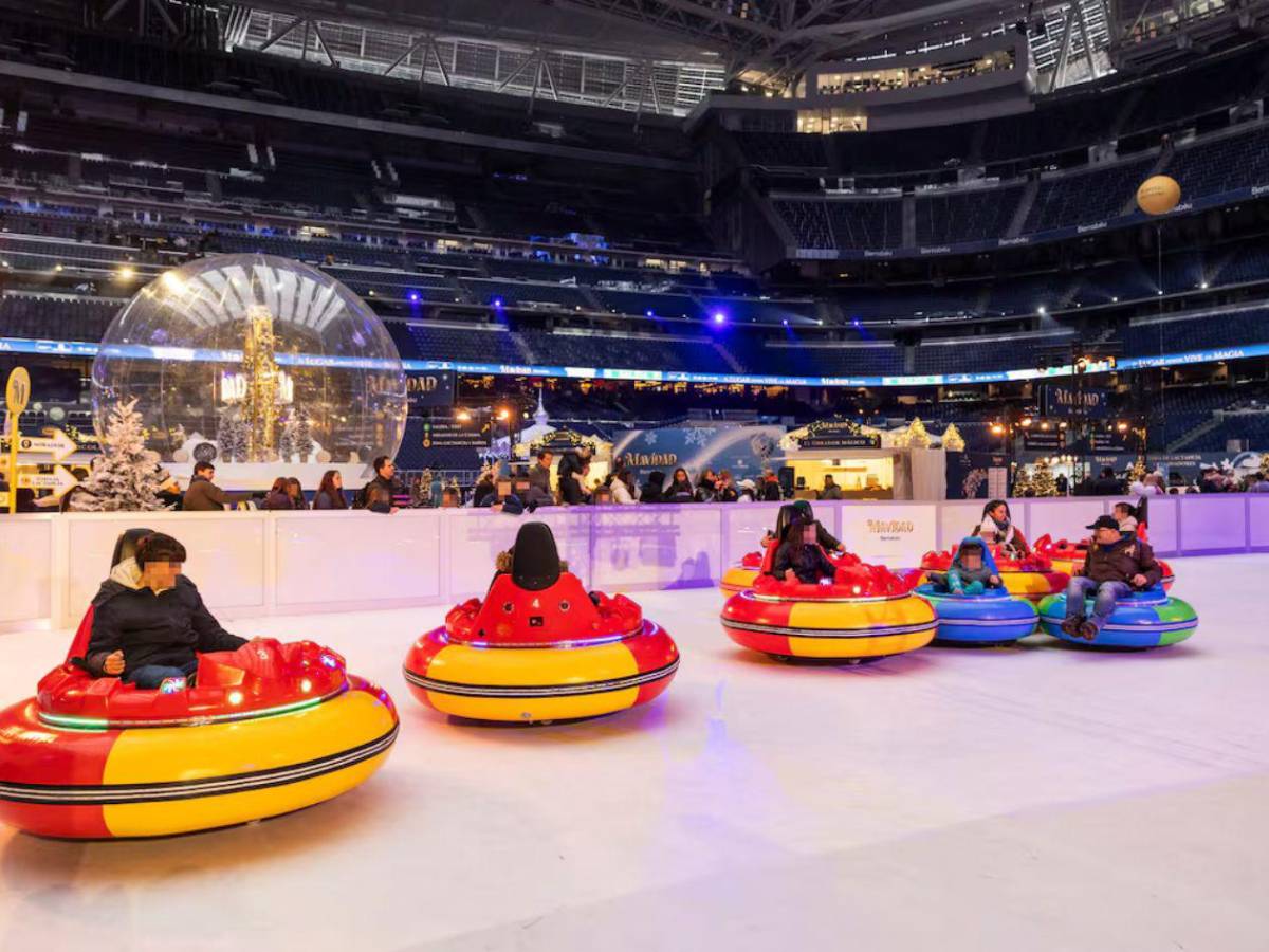 La blanca navidad del Bernabéu: el estadio se transformó en un pueblo mágico