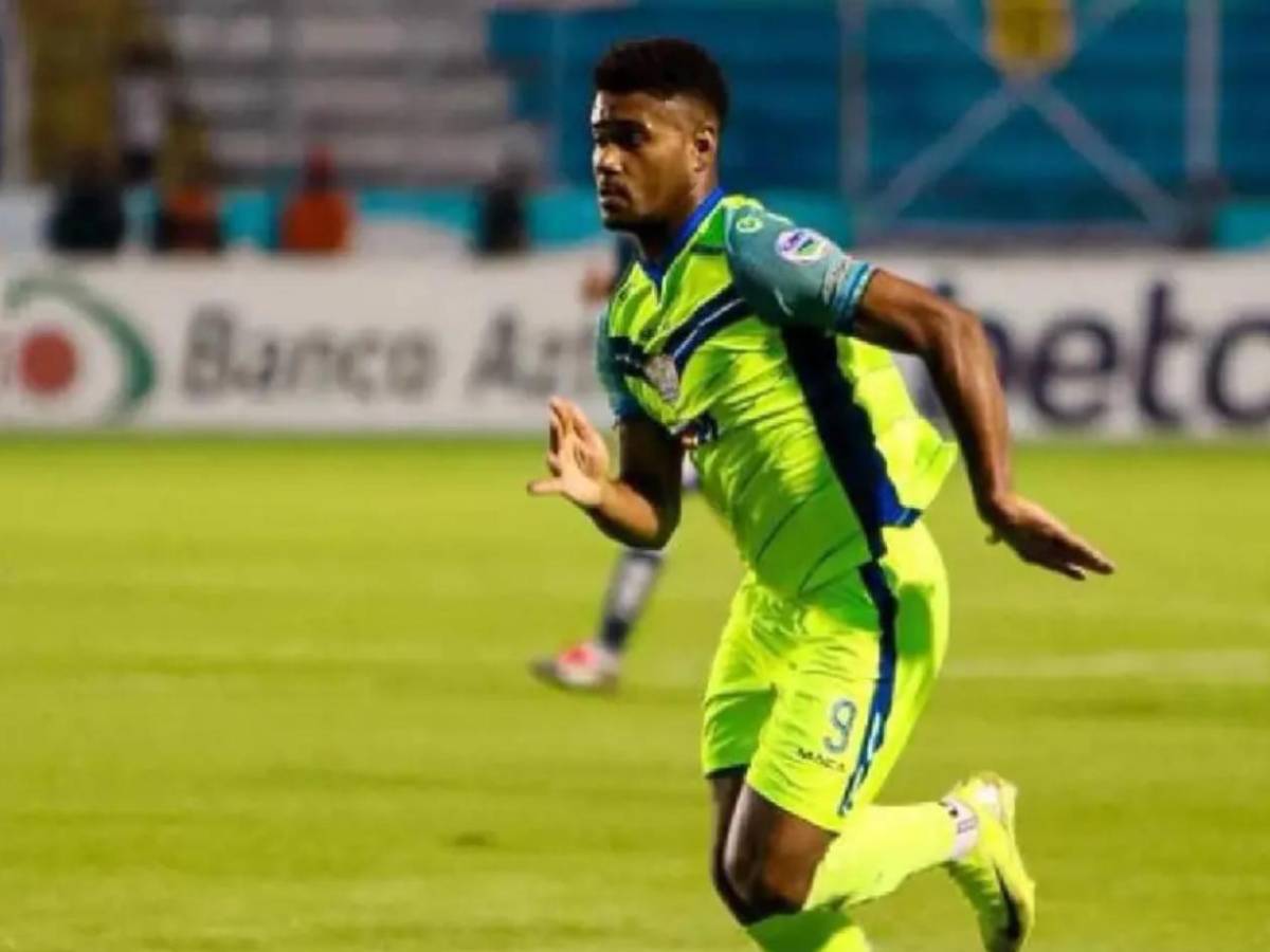 Olimpia con fichaje y tres salidas, italiano a Honduras y bomba con Palma